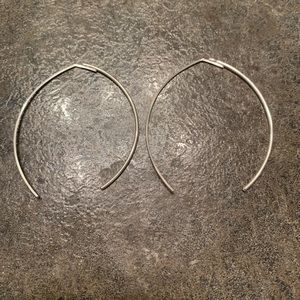 Sarah Briggs Wishbone Hoops